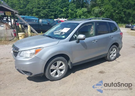 2015 Subaru Forester 2.5I Premium из США, поврежденный, VIN JF2SJADCXFH551211